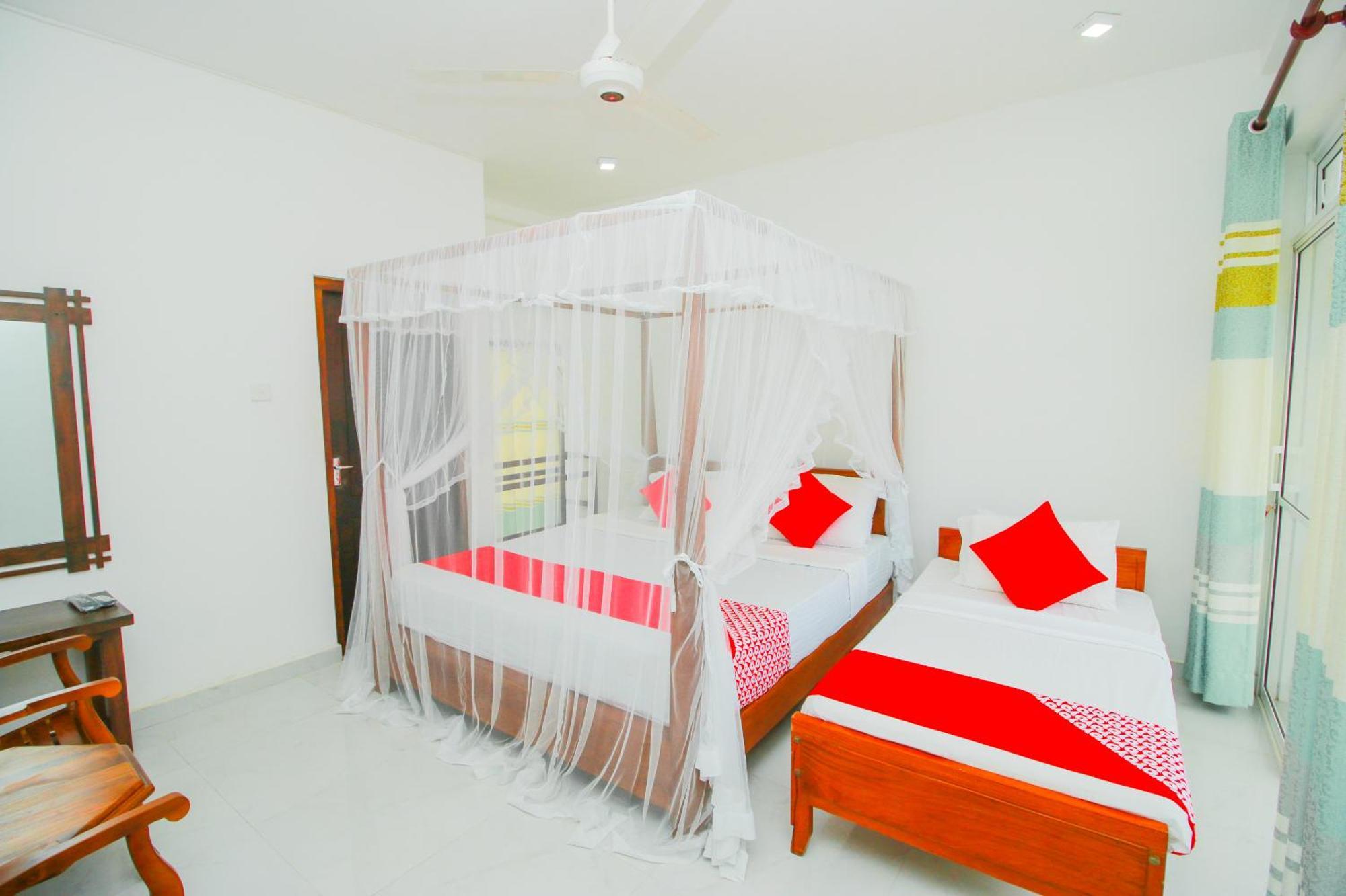 Onaro Beach View Matara Szoba fotó